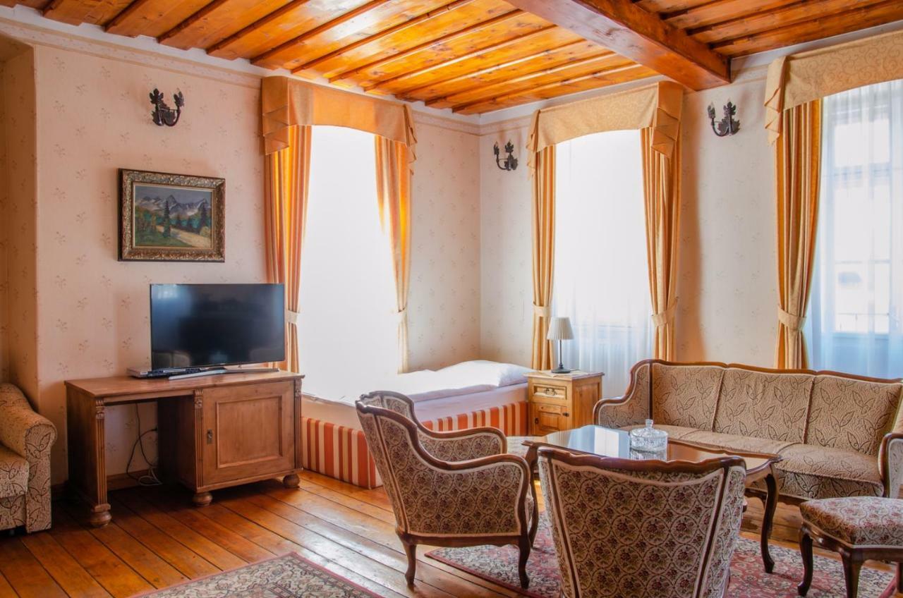 Penzion Cosmopolitan I. Банська Штявниця Екстер'єр фото